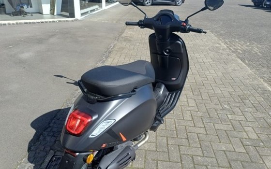 Neufahrzeug Vespa Sprint 50 2T - Bild 4