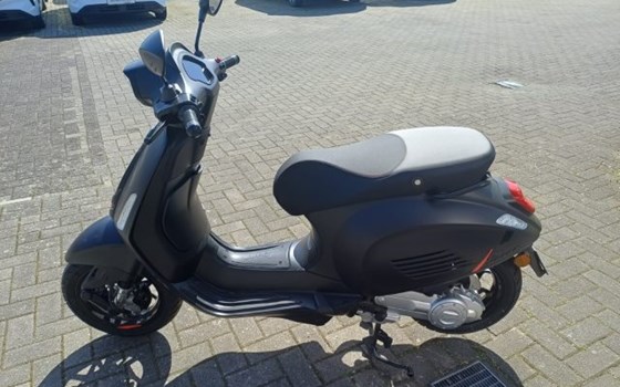 Neufahrzeug Vespa Sprint 50 2T - Bild 7