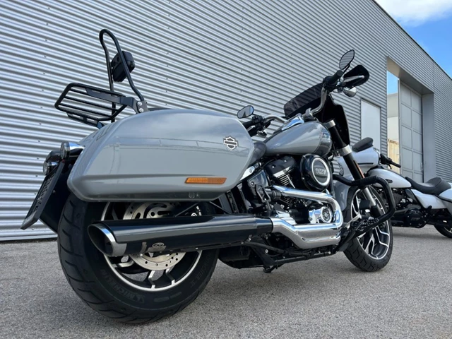 Harley-Davidson Softail Sport Glide FLSB (grau) - Bild 9