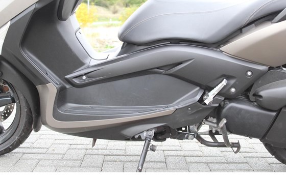 Gebrauchtmotorrad Yamaha X-Max 250 - Bild 10