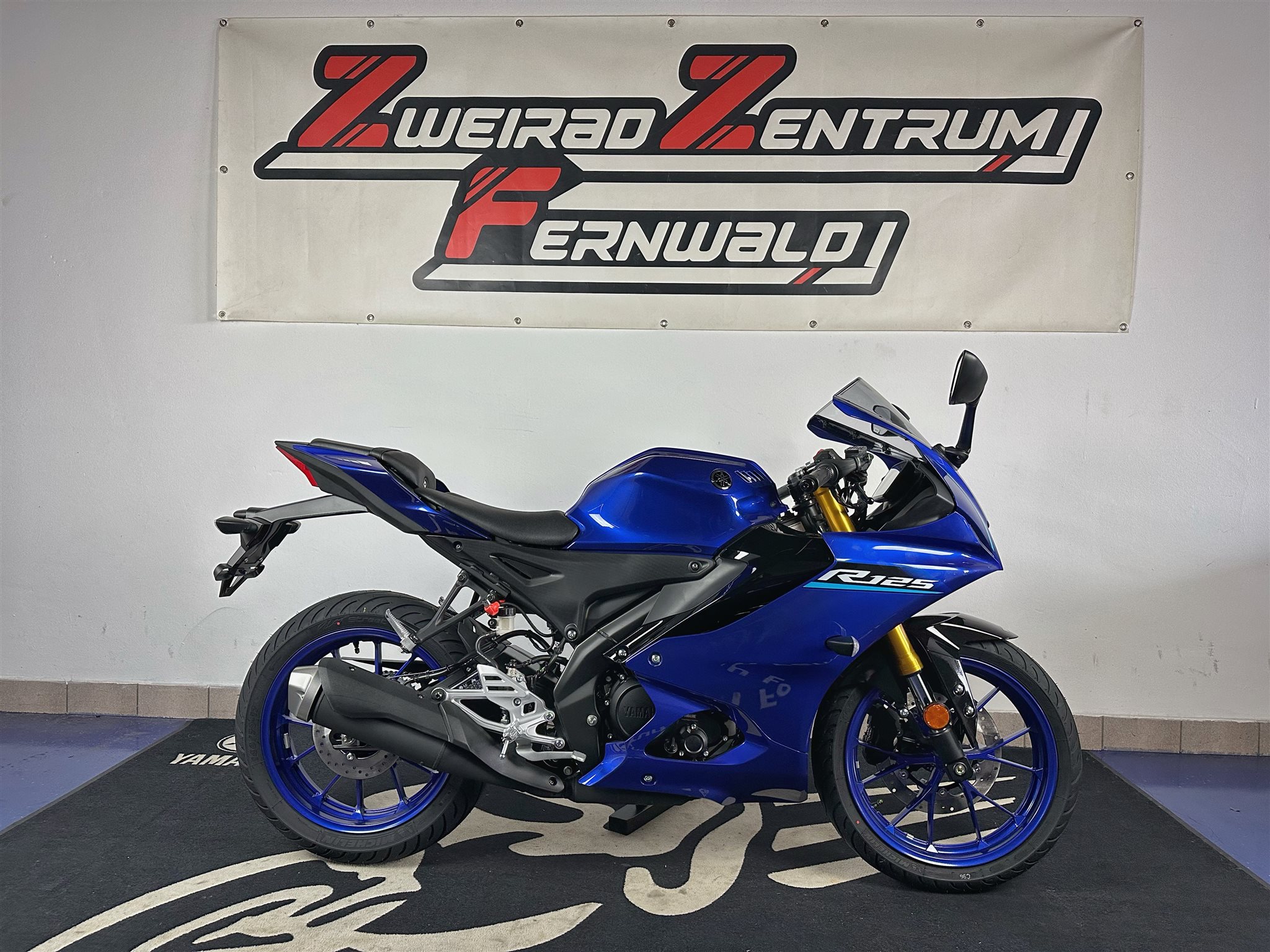 Yamaha R125