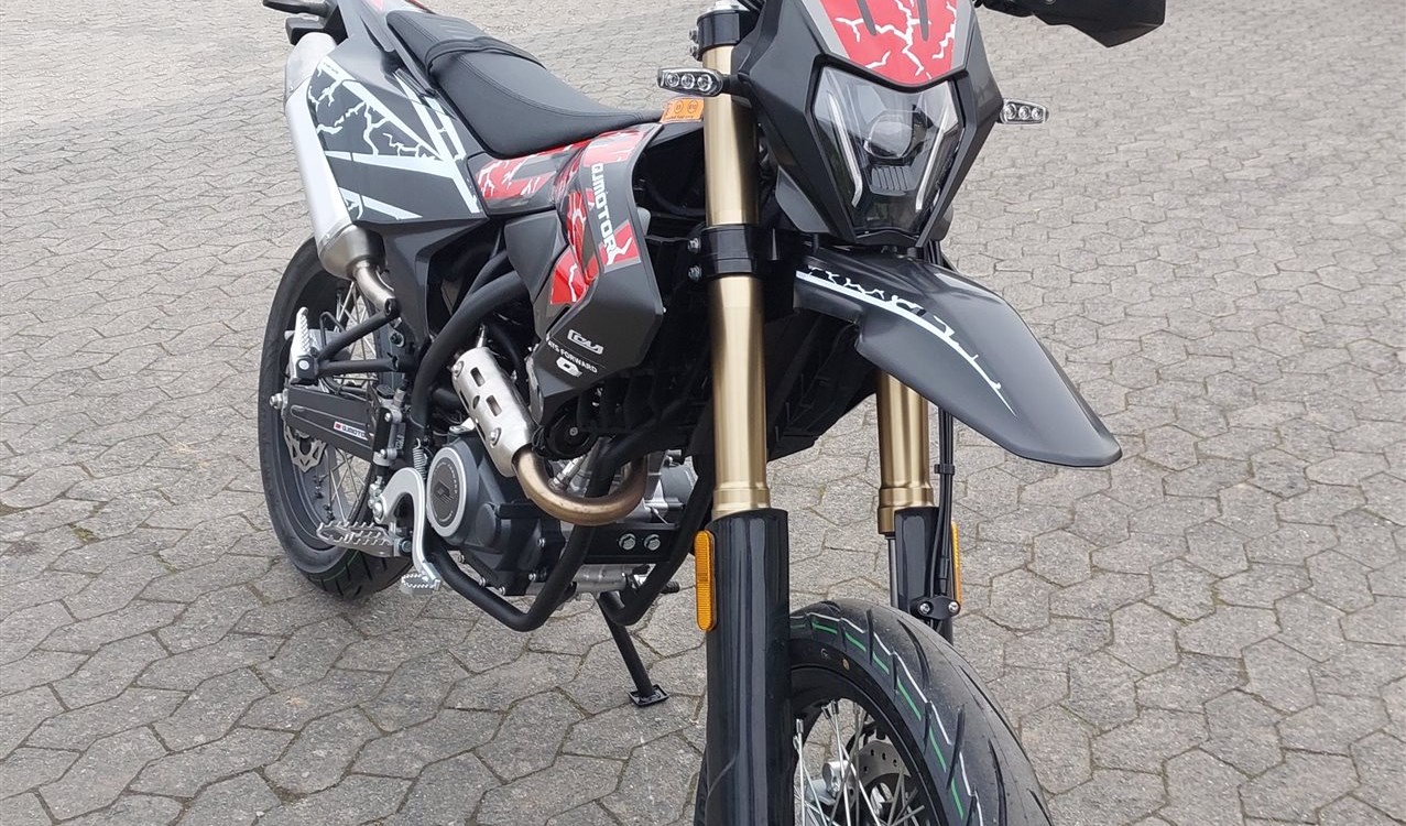 Angebot QJ Motor COV 125 SM