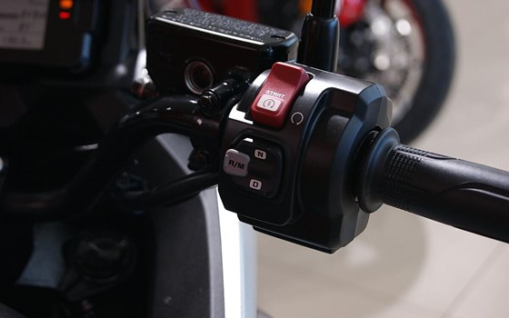 Gebrauchtmotorrad Honda NC750X DCT - Bild 6