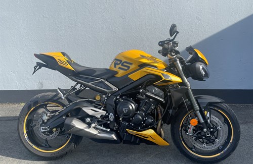 Gebrauchtmotorrad Triumph Street Triple 765 RS