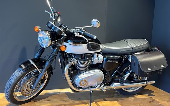 Gebrauchtmotorrad Triumph Bonneville T120 - Bild 1