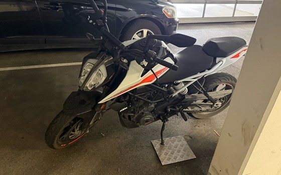 Gebrauchtmotorrad KTM 390 Duke - Bild 3