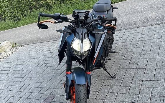 Motorrad Occasion KTM 125 Duke - Bild 4