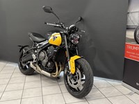Gebrauchtmotorrad Triumph Trident 660 48PS