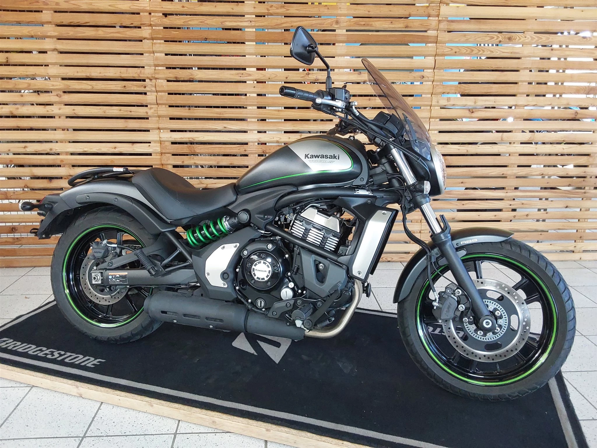 Kawasaki Vulcan S 