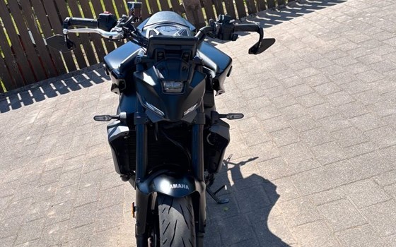 Gebrauchtmotorrad Yamaha MT-09 Y-AMT 35kW - Bild 4