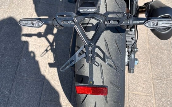 Gebrauchtmotorrad Yamaha MT-09 Y-AMT 35kW - Bild 9