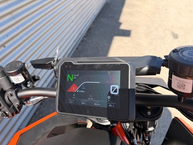 KTM 1390 Super Duke R (orange) - Bild 4