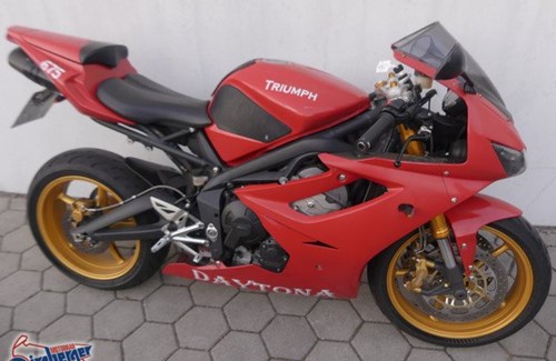 Gebrauchtmotorrad Triumph Daytona 675