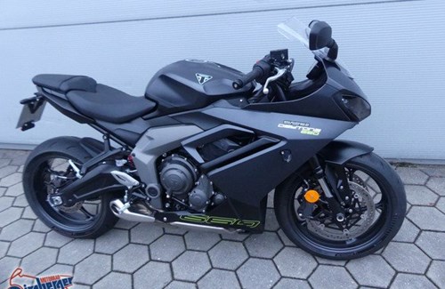 Gebrauchtmotorrad Triumph Daytona 660