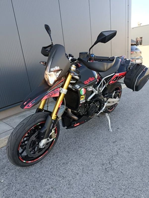 Aprilia Dorsoduro 750 (Nero Diablo) - Bild 6