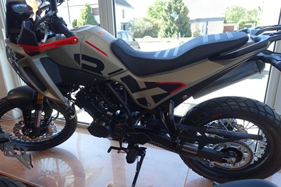 BKX 125
