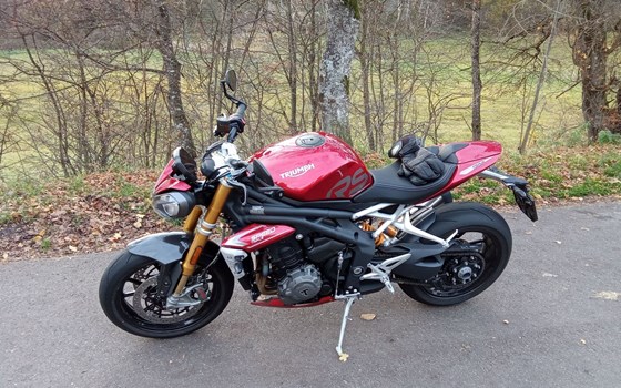Motorrad Occasion Triumph Speed Triple 1200 RS - Bild 2