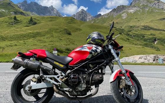 Gebrauchtmotorrad Ducati Monster 900 i.e. Dark - Bild 4
