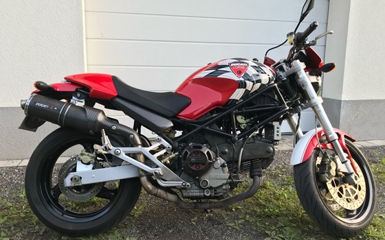 Gebrauchtmotorrad Ducati Monster 900 i.e. Dark - Bild 6