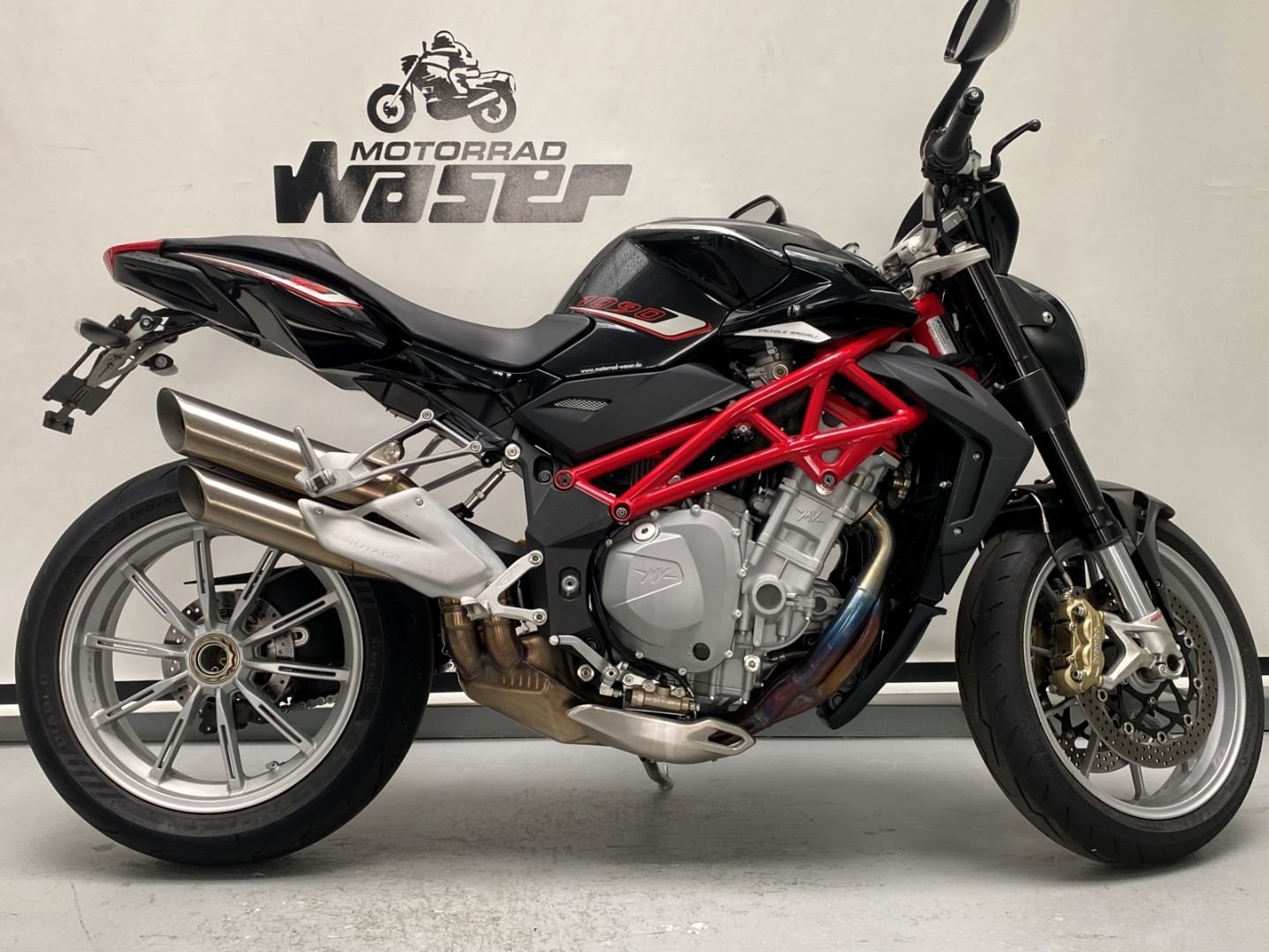 MV Agusta Brutale 1090 R