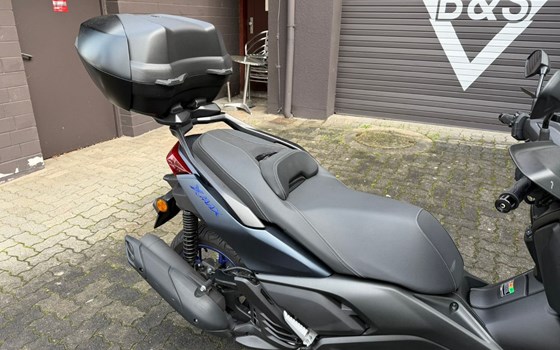 Gebrauchtmotorrad Yamaha XMAX 125 - Bild 11