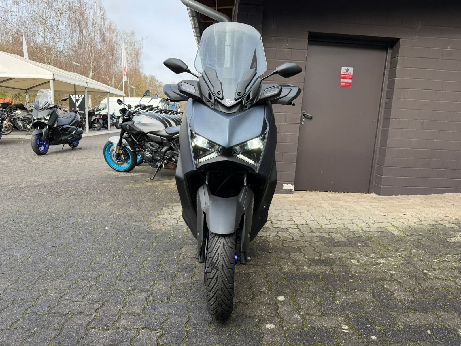Yamaha XMAX 125