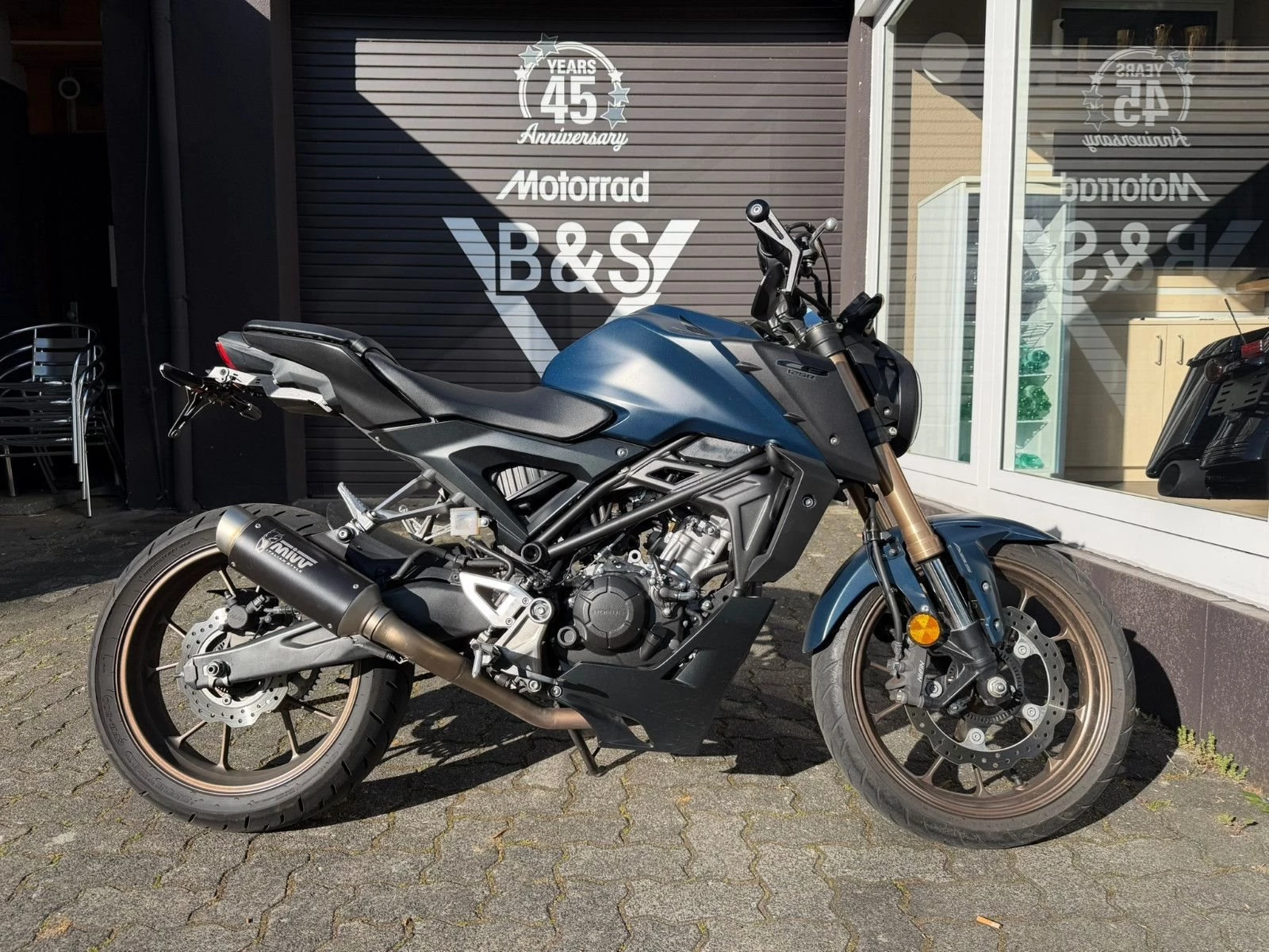 Honda CB125R