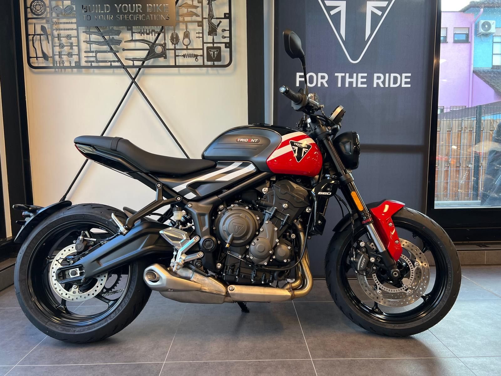 Triumph Trident 660