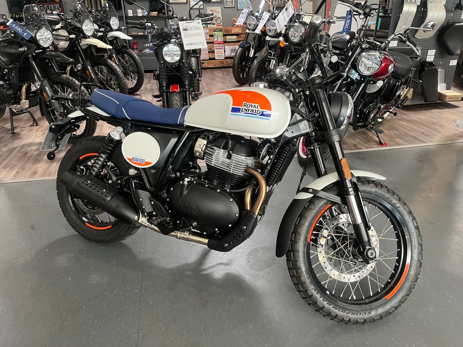 Royal Enfield Bear 650