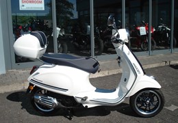 Gebrauchte Vespa Primavera 125 Yacht Club