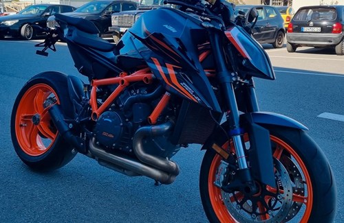 Gebrauchtmotorrad KTM 1290 Super Duke R EVO