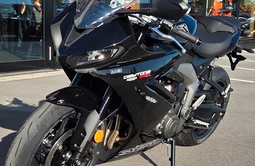 Neumotorrad Triumph Daytona 660