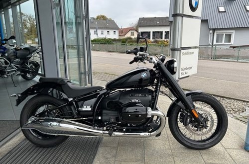 BMW R 18