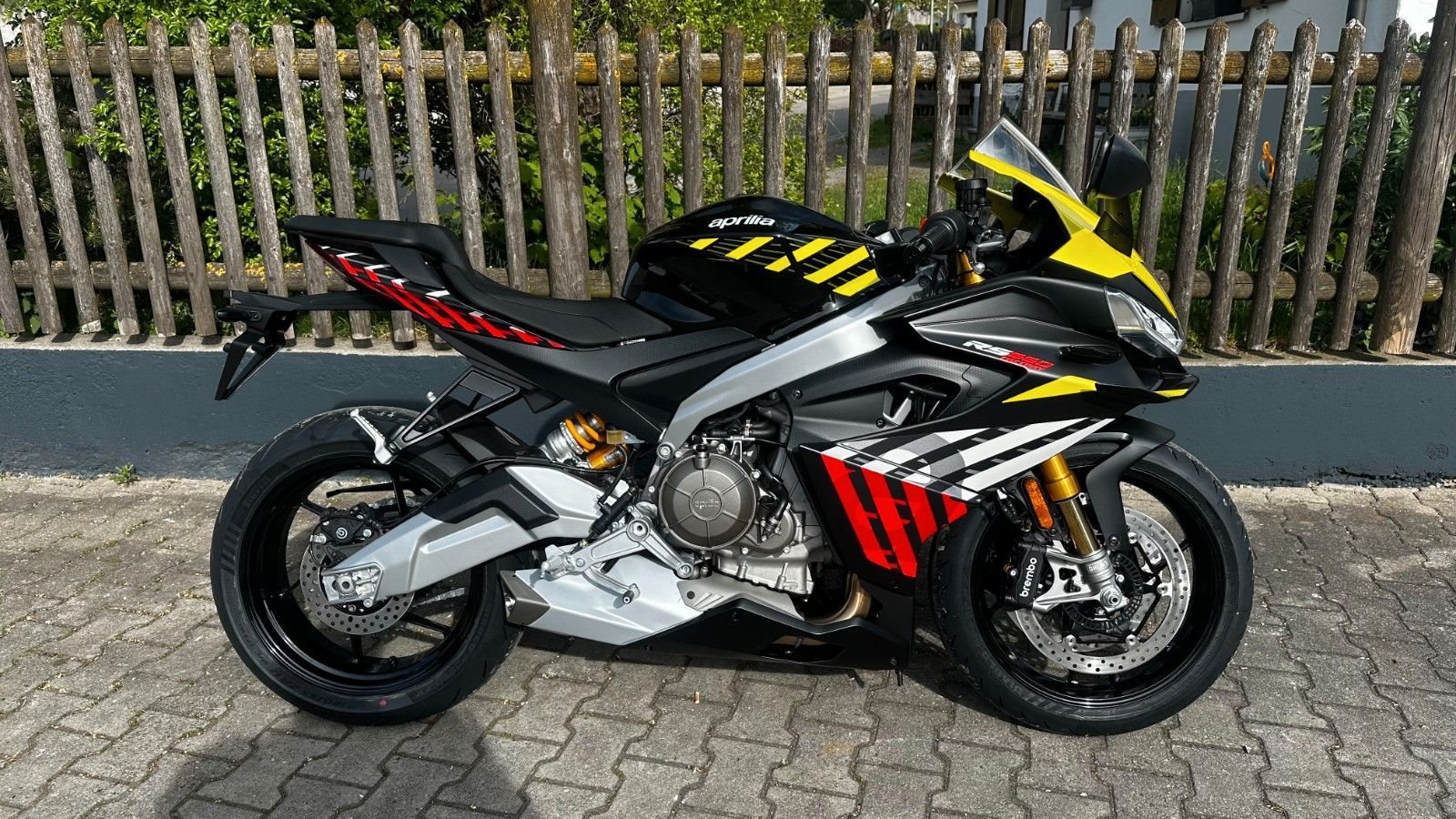 Aprilia RS 660 Factory