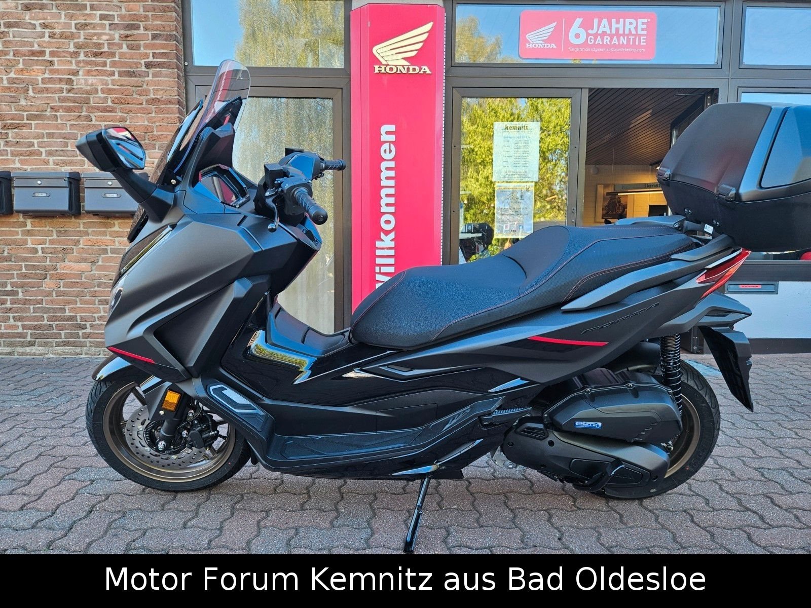 Honda Forza 125