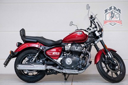Royal Enfield Super Meteor 650