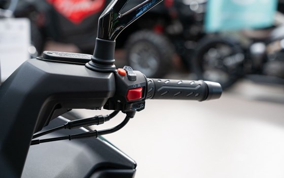 Neufahrzeug Kymco XCITING VS 400i TCS ABS - Bild 10
