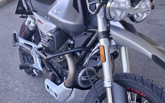 Gebrauchtmotorrad Moto Guzzi V85 TT - Bild 6