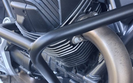 Gebrauchtmotorrad Moto Guzzi V85 TT - Bild 9