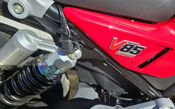 Neufahrzeug Moto Guzzi V85 Strada - Bild 2