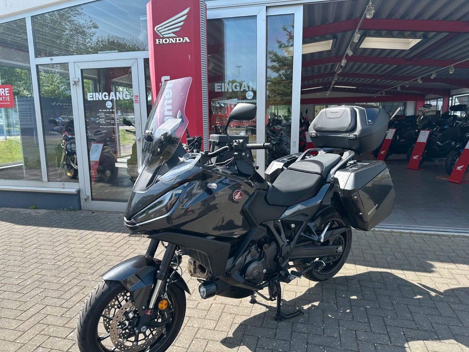 Honda NT1100 DCT