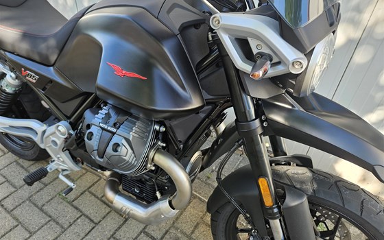Neufahrzeug Moto Guzzi V85 Strada - Bild 9