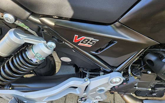 Neufahrzeug Moto Guzzi V85 Strada - Bild 6