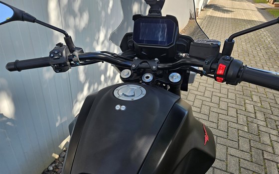 Neufahrzeug Moto Guzzi V85 Strada - Bild 8