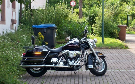 Gebrauchtmotorrad Harley-Davidson Road King Classic FLHRC - Bild 2