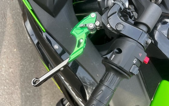 Gebrauchtmotorrad Kawasaki Ninja 650 KRT - Bild 8