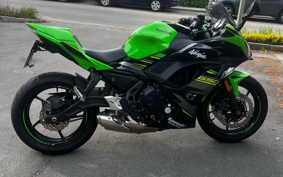Gebrauchtmotorrad Kawasaki Ninja 650 KRT - Bild 1