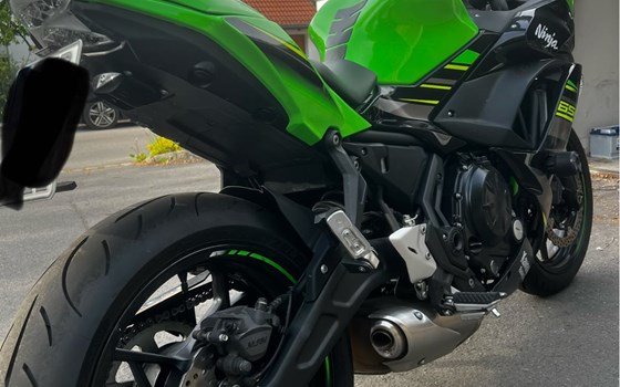 Gebrauchtmotorrad Kawasaki Ninja 650 KRT - Bild 2