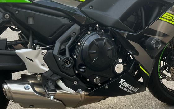 Gebrauchtmotorrad Kawasaki Ninja 650 KRT - Bild 6