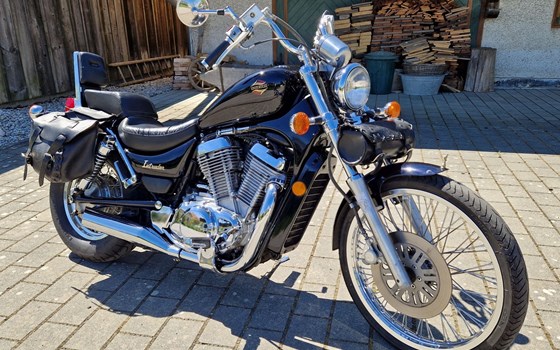 Gebrauchtmotorrad Suzuki Intruder VS 750 - Bild 2